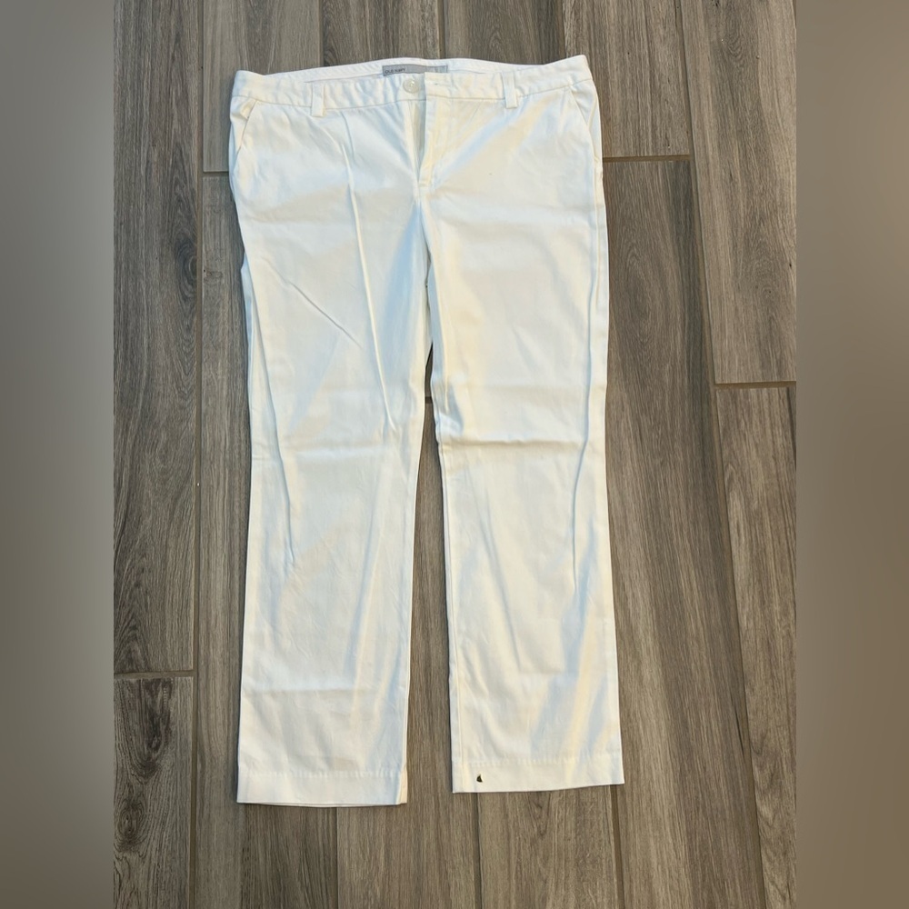 Old Navy White Capri Pants Mid Rise Size 10